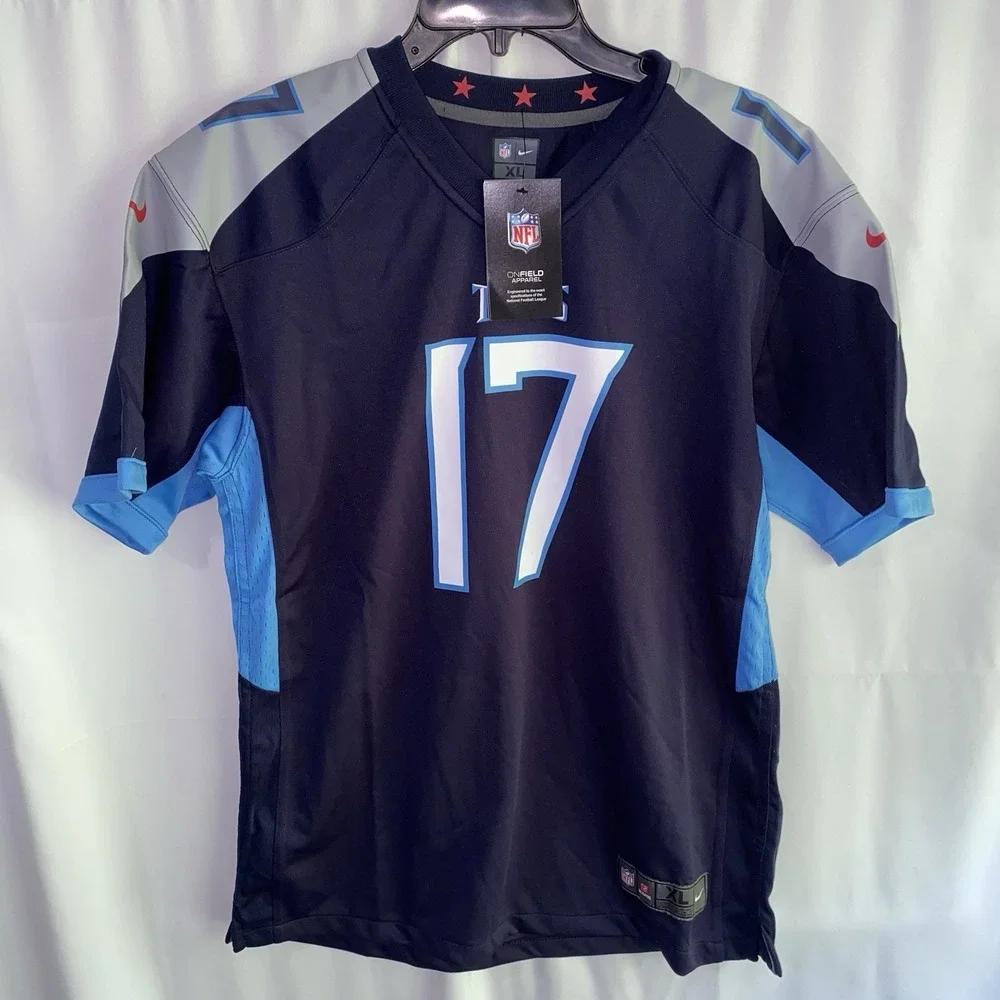 NWT Tennessee Titans Ryan Tannehill Nike On‎ Field Game Jersey Youth XL